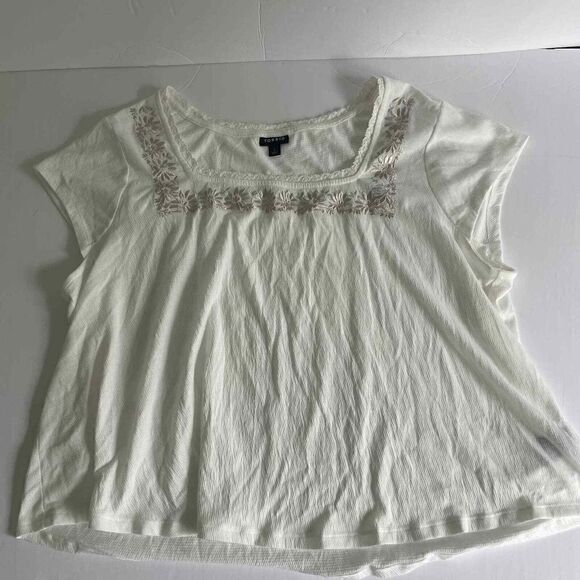 Torrid Size 1 Cream Lace Embroidered Top 12868411 - Picture 7 of 7